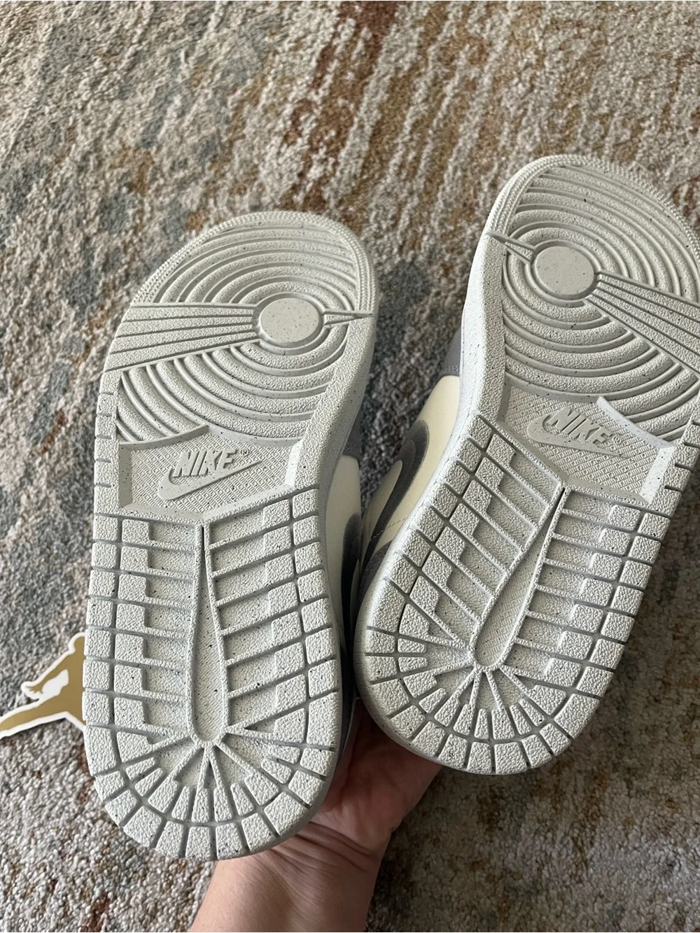 New Nike Jordan 1 low women’s 8